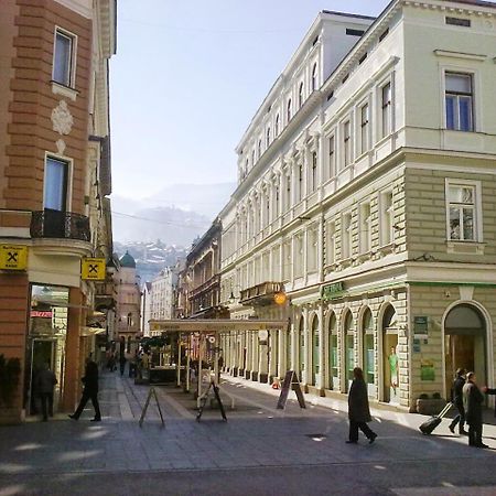 Chic Apartment In The Downtown - The Best Location Sarajewo Zewnętrze zdjęcie